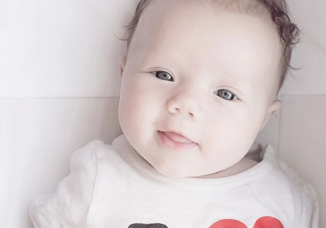 9 aylık bebek gelişimi - Magnet Hastanesi Ankara